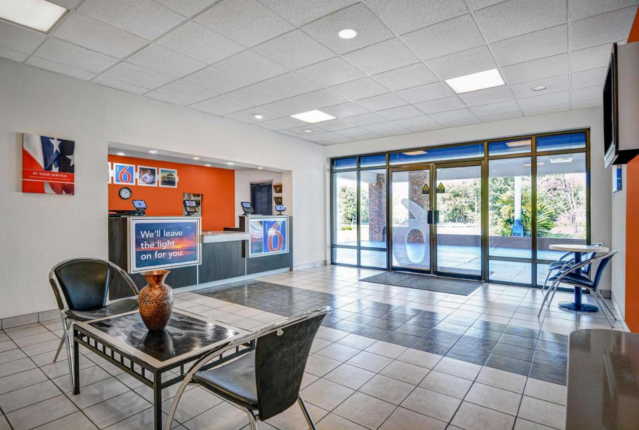 Motel 6-Tallahassee, Fl - Downtown מראה חיצוני תמונה