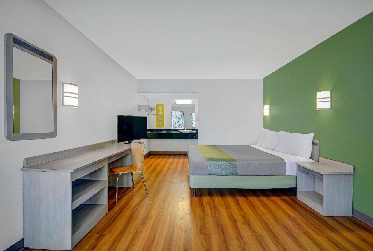 Motel 6-Tallahassee, Fl - Downtown מראה חיצוני תמונה