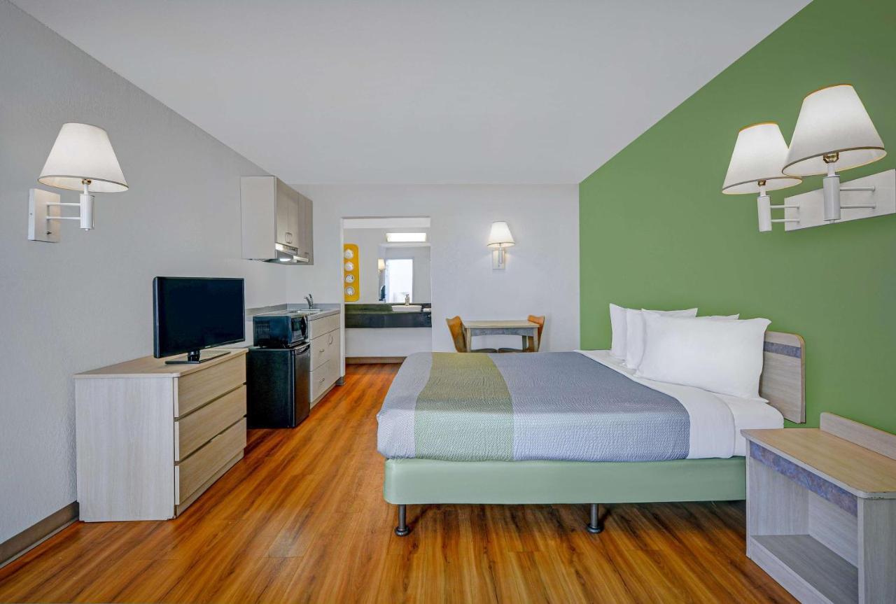 Motel 6-Tallahassee, Fl - Downtown מראה חיצוני תמונה